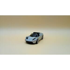 LOOSE 2008 Hot Wheels 2008 Tesla Roadster 1:64 Diecast Model